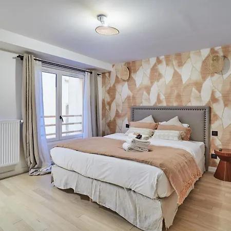 Center Of By Prestige Apartment Paris
