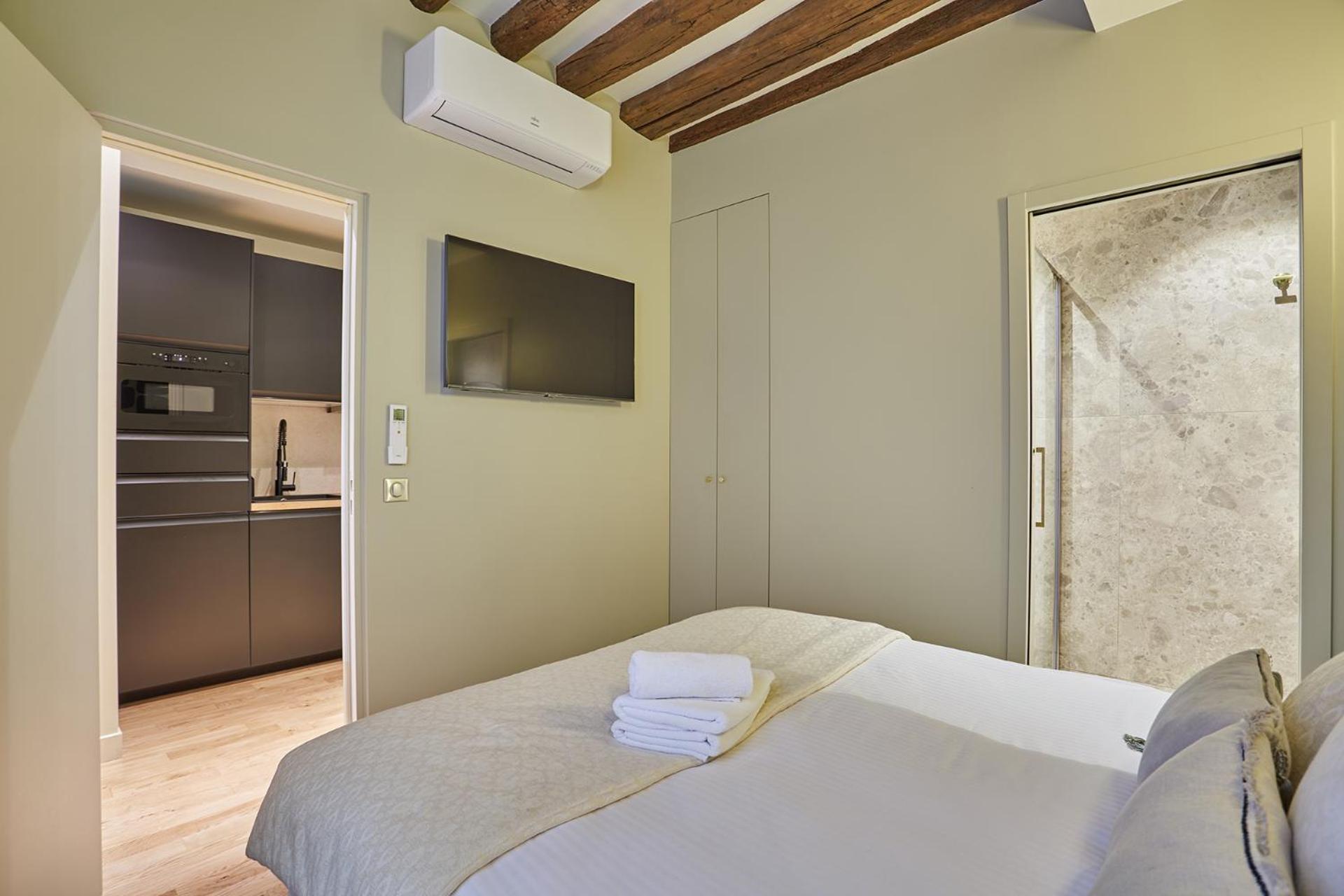 Center Of By Prestige Appartamento Parigi