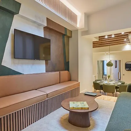 Center Of By Prestige Parigi