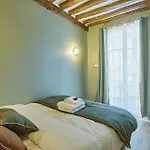 Residence Center Of Paris By Studio Prestige